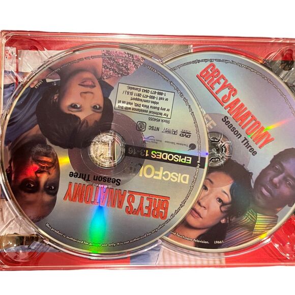 Greys Anatomy Season Three Seriously Extended DVD 2006 Y2K Hospital Medical TV - Picture 7 of 10